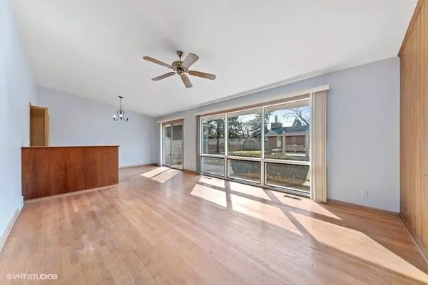 Des Plaines, IL 60016,493 Amherst AVE