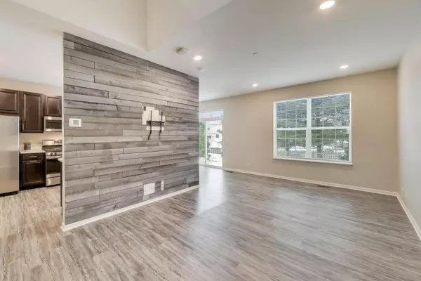 Batavia, IL 60510,Address not disclosed