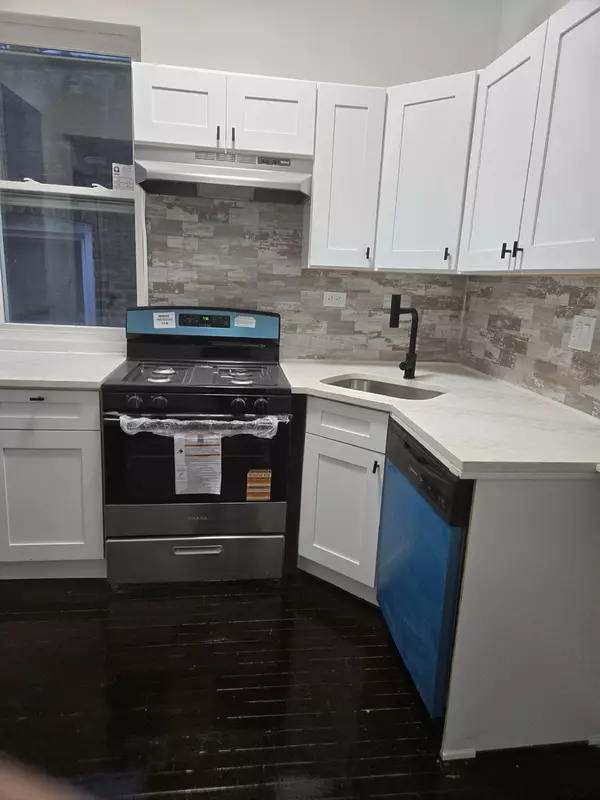 6229 S Bishop ST #2, Chicago, IL 60636