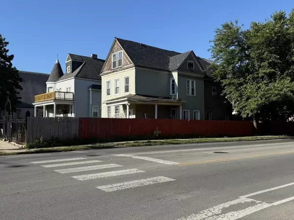 Chicago, IL 60621,6700 S STEWART AVE