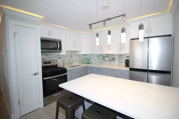 Oak Lawn, IL 60453,11024 Kilpatrick AVE #3