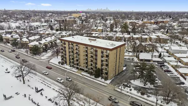 Forest Park, IL 60130,850 Des Plaines AVE #207