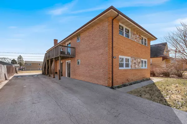 Bridgeview, IL 60455,7653 S Roberts RD #1E