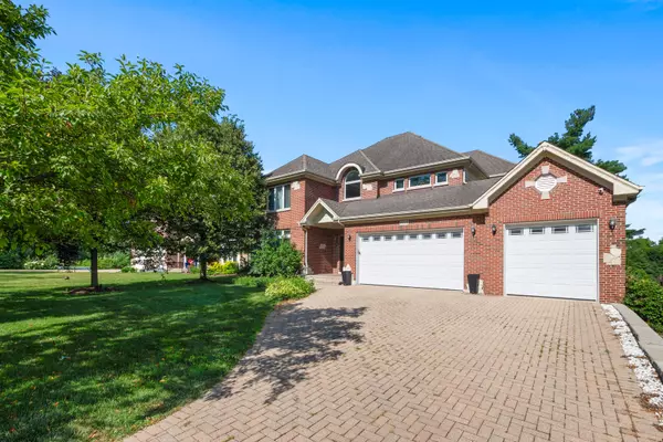 Willowbrook, IL 60527,7715 VIRGINIA CT