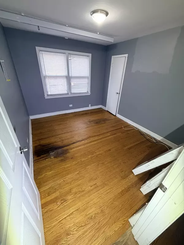 Chicago, IL 60620,Address not disclosed