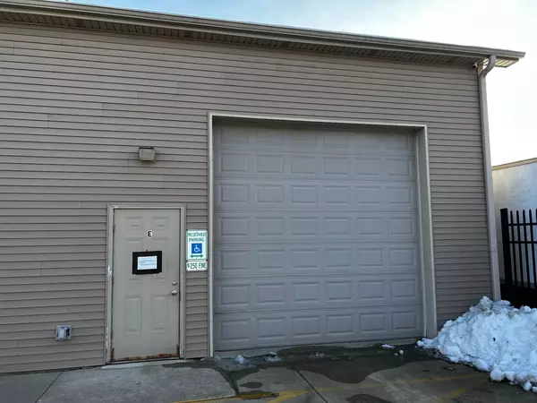 311 S Staley RD #e, Champaign, IL 61822