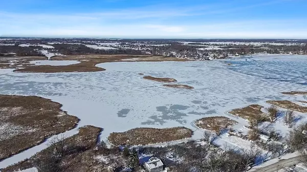 Richmond, IL 60071,11505 Lakeview RD