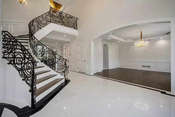 Burr Ridge, IL 60527,6413 S County Line RD