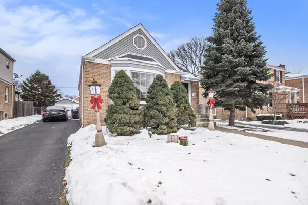 Des Plaines, IL 60018,1673 Spruce AVE