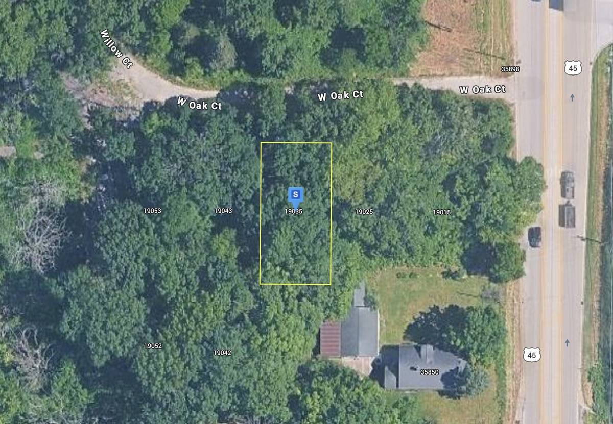 Lake Villa, IL 60046,19035 W Oak CT