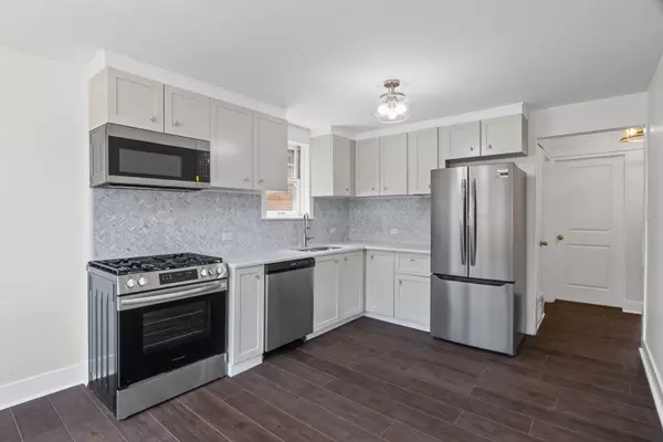 Chicago, IL 60634,3011 N Oak Park AVE