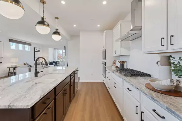 Carol Stream, IL 60188,1426 Preserve DR #30