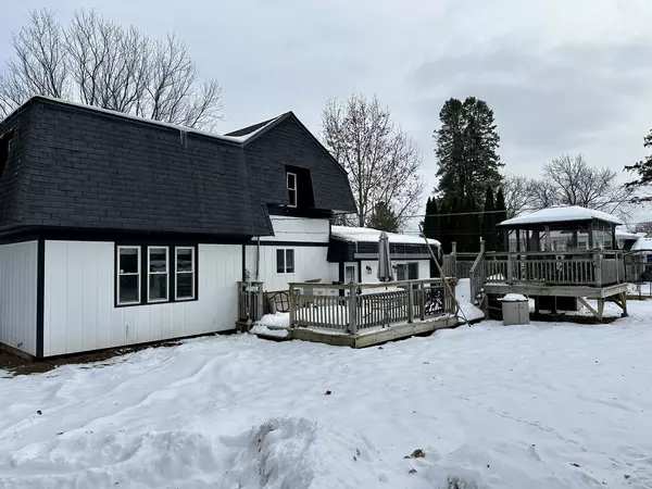 Crystal Lake, IL 60014,72 Clover DR