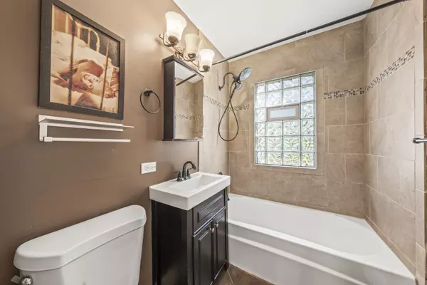 Oak Lawn, IL 60453,9725 Normandy AVE