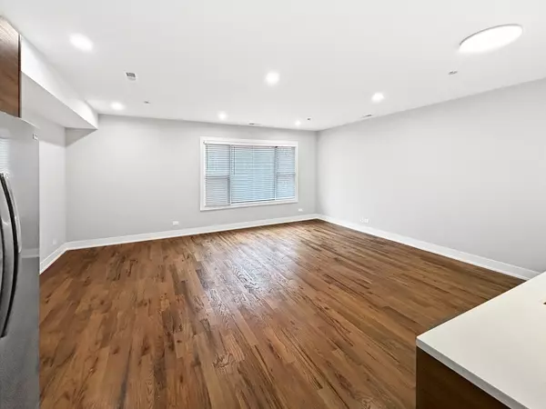 Chicago, IL 60608,2127 W 18th ST #3