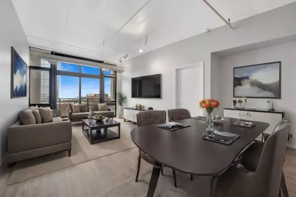 Chicago, IL 60616,212 E Cullerton ST #700