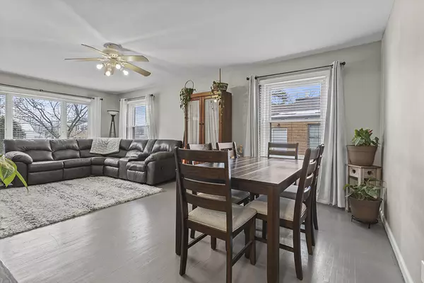 Lockport, IL 60441,818 E 11TH ST