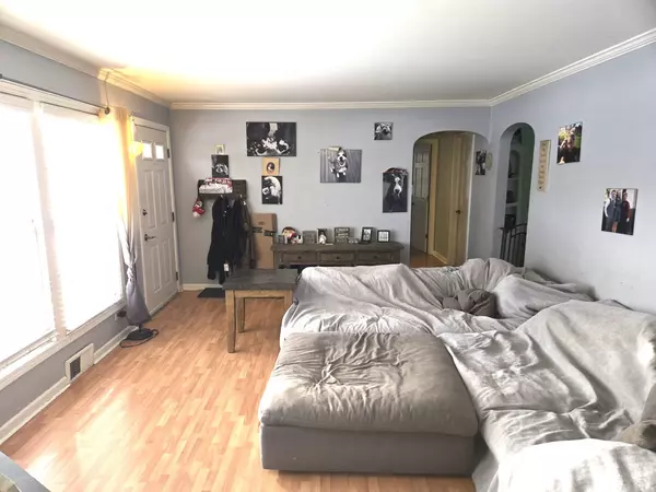 Villa Park, IL 60181,351 S Michigan AVE