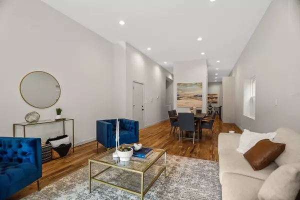 Chicago, IL 60653,4316 S Michigan AVE #1N