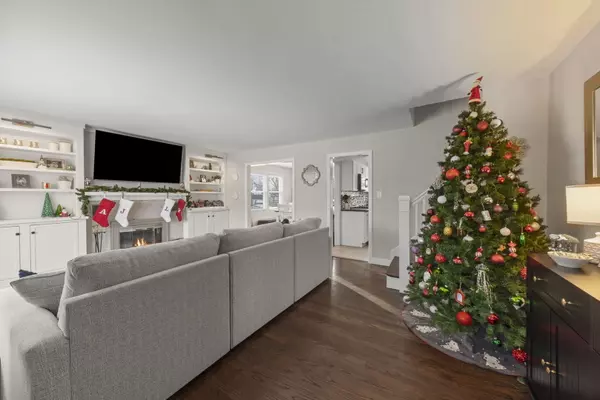 Lombard, IL 60148,626 S Main ST