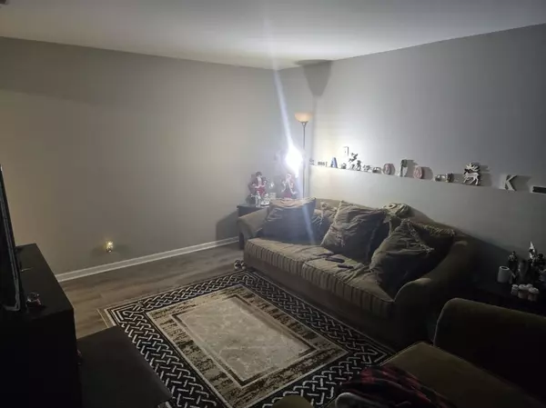 Aurora, IL 60505,1105 Indian AVE