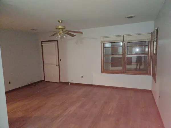 Marseilles, IL 61341,605 W Bluff ST