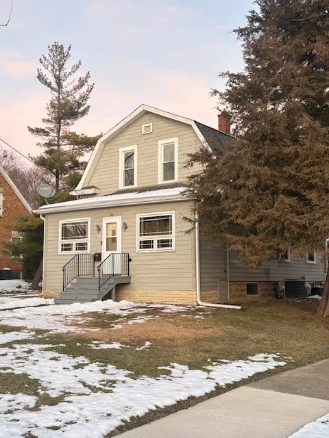 Round Lake, IL 60073,113 Orchard ST