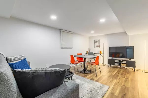 Franklin Park, IL 60131,3017 Pearl ST #1