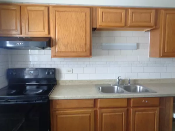 Wheaton, IL 60187,1340 N main ST #C19