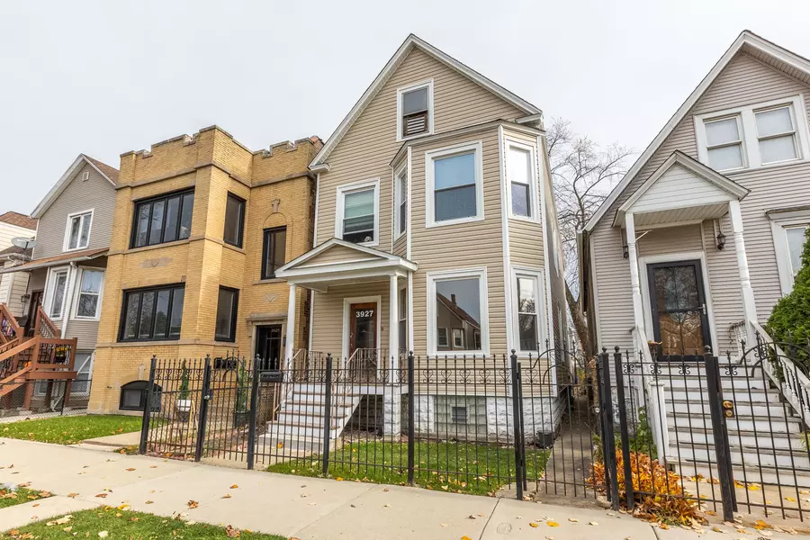 3927 N Whipple ST #2, Chicago, IL 60618