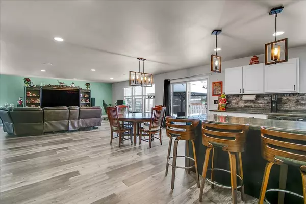 Joliet, IL 60431,806 Treesdale WAY