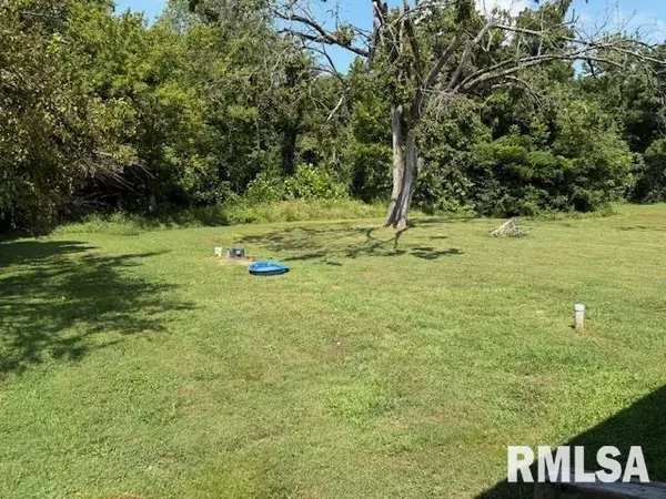 Carbondale, IL 62903,109 Highlander DR #2