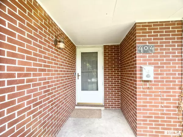 Carbondale, IL 62901,404 S ORCHARD DR