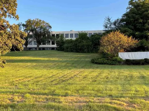 Moline, IL 61265,3561 60TH ST