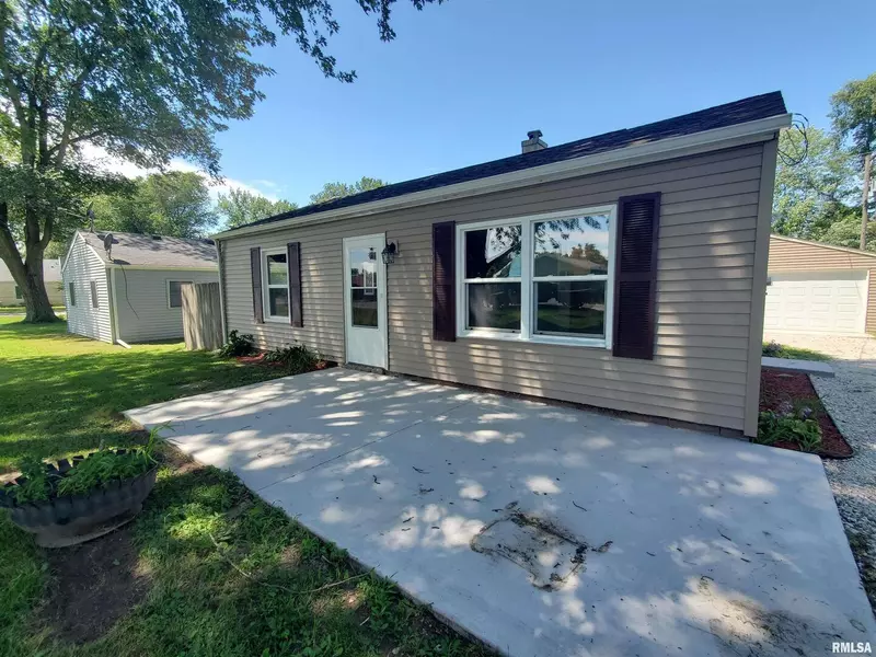 16911 N 10TH AVE, East Moline, IL 61244