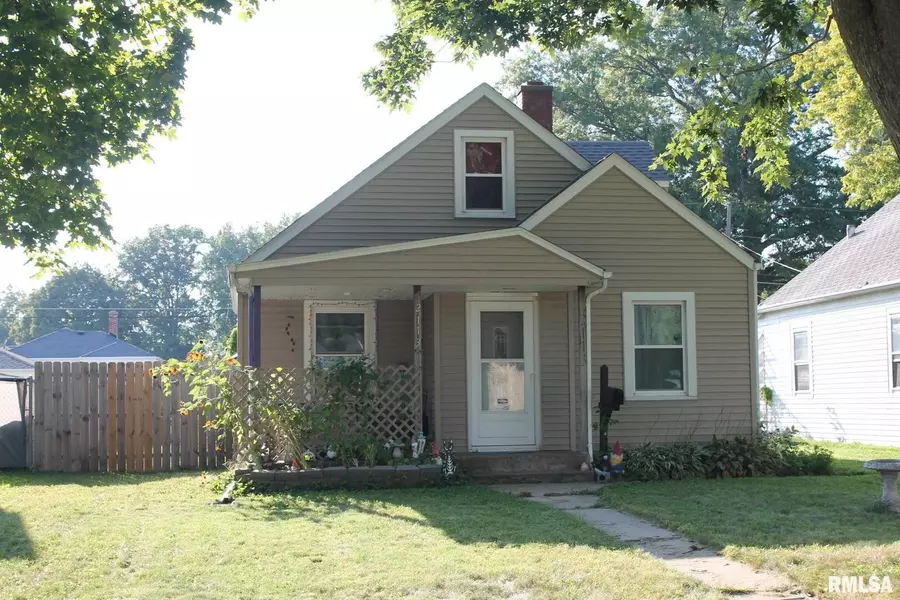 2113 4TH ST, Moline, IL 61265