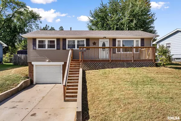 8112 W 9TH ST, Rock Island, IL 61201