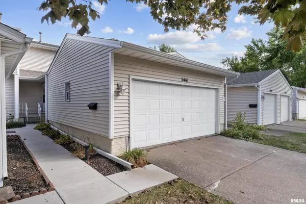 3461 CEDARVIEW CT, Bettendorf, IA 52722