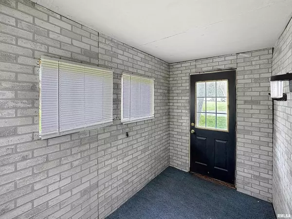 Matherville, IL 61231,204 MAIN AVE