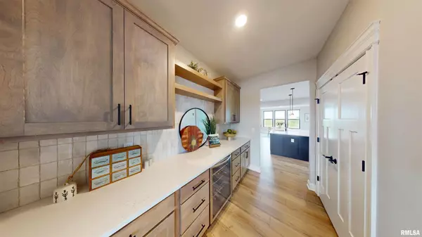 Bettendorf, IA 52722,Lot 14 Faiths WAY