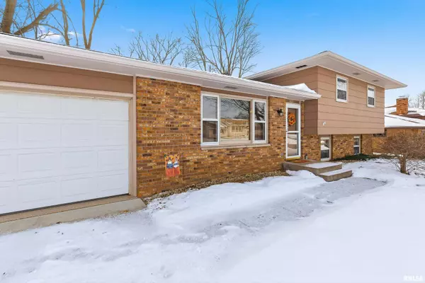 De Witt, IA 52742,1103 15TH ST