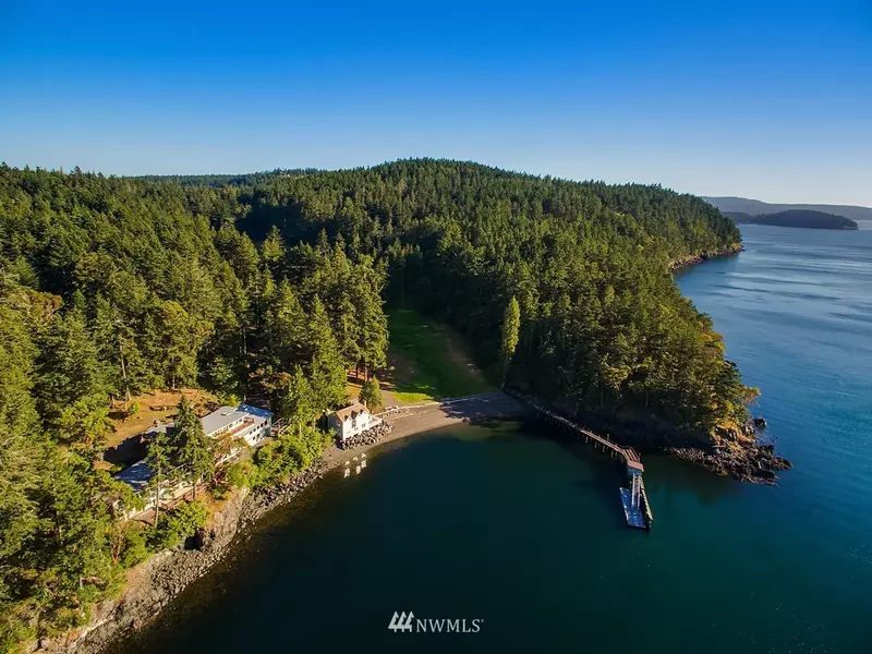 945 Cormorant Bay RD, Orcas Island, WA 98245