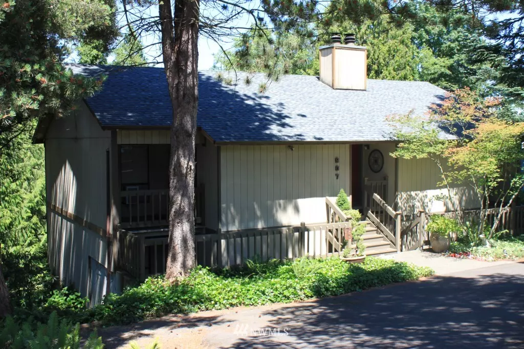 Longview, WA 98632,907 Olson RD