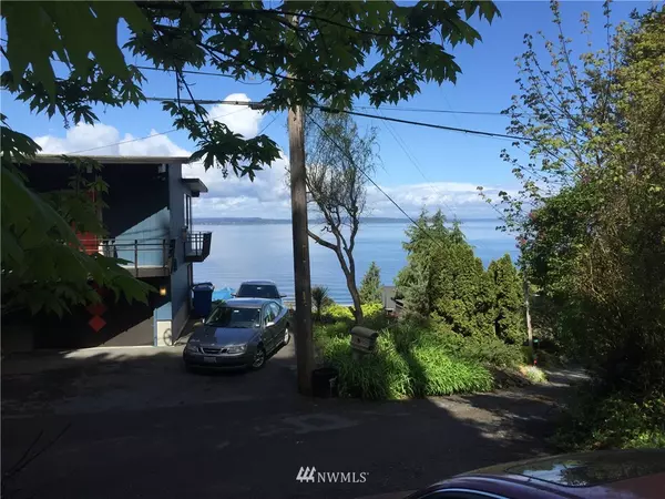 24 XX 53rd AVE SW, Seattle, WA 98116