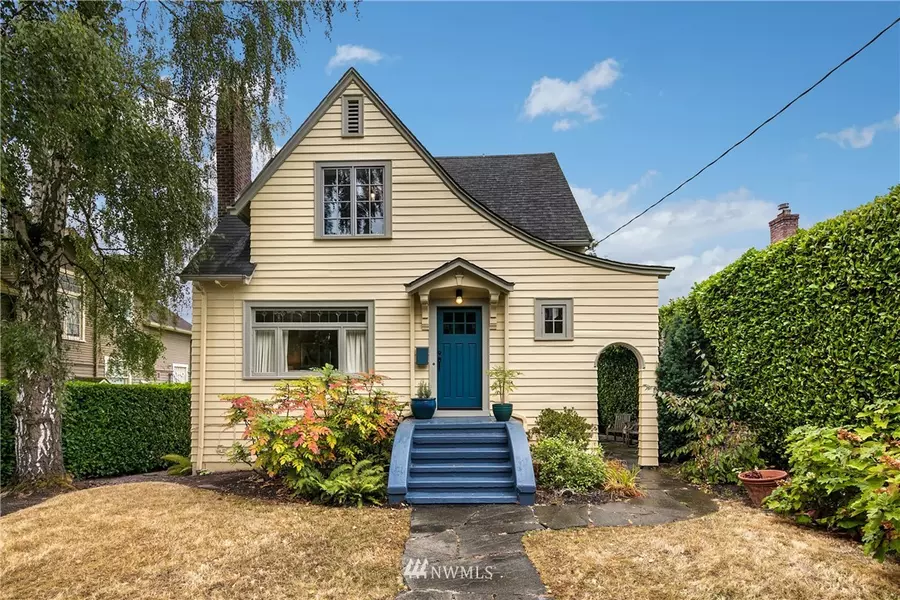 2807 31st AVE S, Seattle, WA 98144