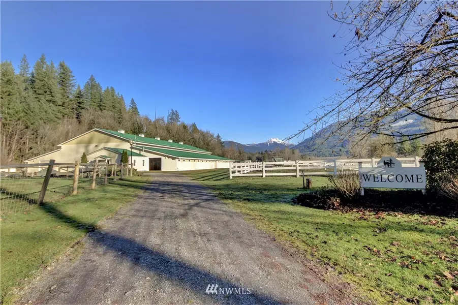 6375 Eastwood RD, Deming, WA 98244