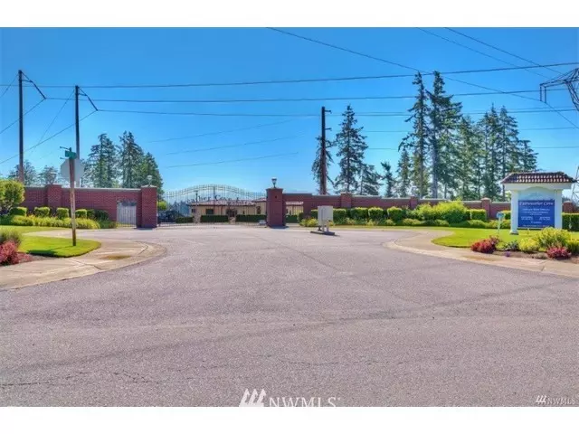 17701 16th Street Ct E, Lake Tapps, WA 98391