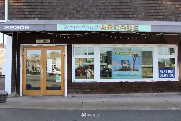 Des Moines, WA 98198,22306 Marine View DR S