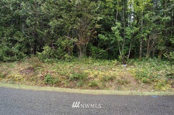 501 E Wood LN, Shelton, WA 98584