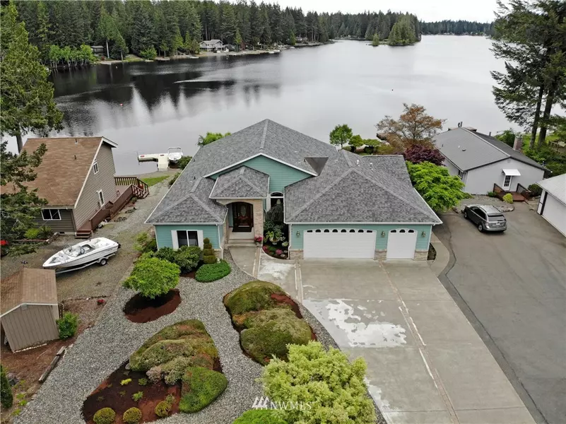 880 E Saint Andrews DR, Shelton, WA 98584